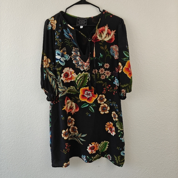 Johnny Was Zorya 100% Silk Floral Print Puff 3/4 Sleeve Mini Dress Black Size XS - Picture 2 of 15